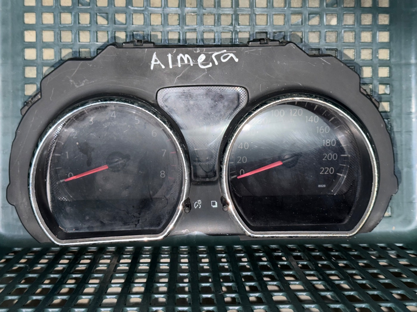 Meter cluster Nissan Almera AT