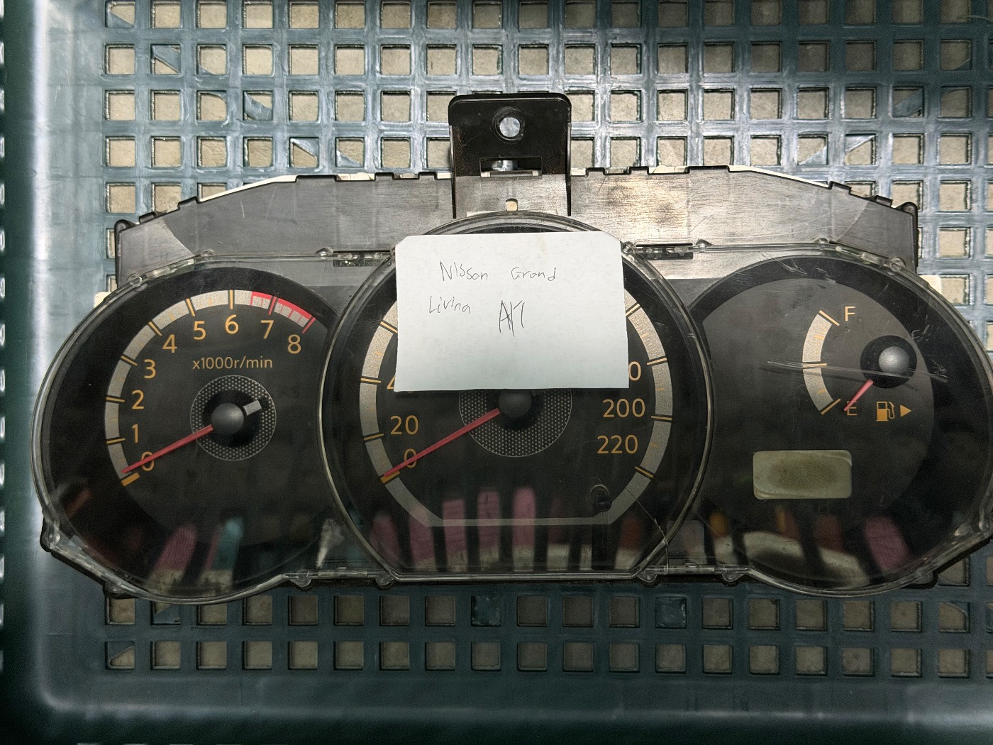 Meter cluster Nissan Livina AT