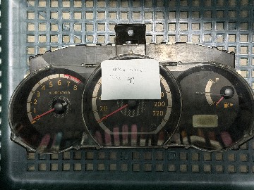 Meter cluster Nissan Livina AT