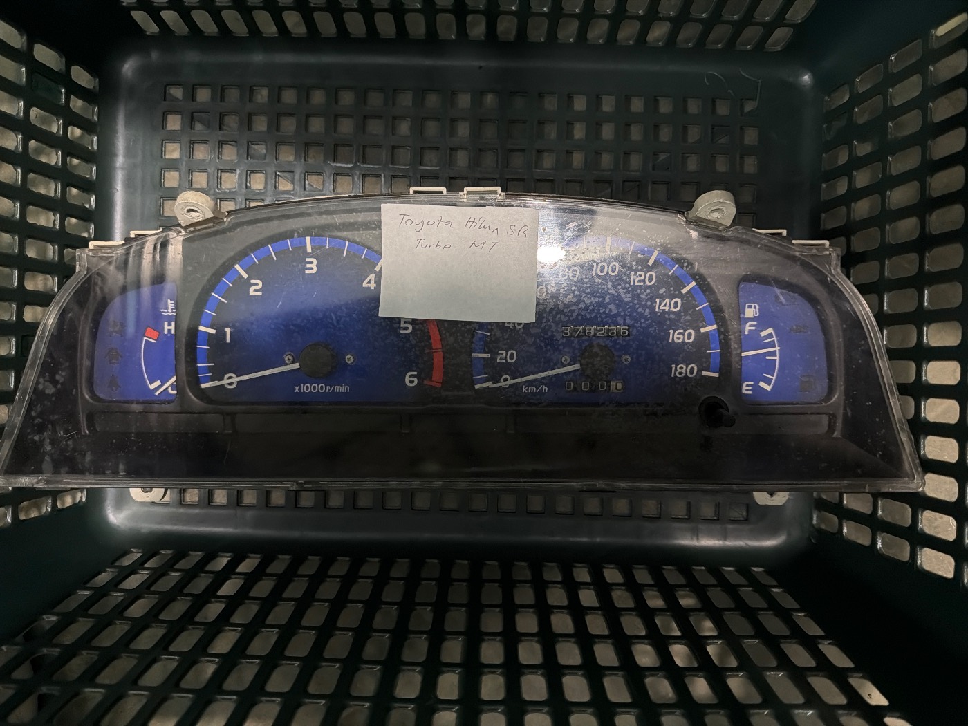 Meter cluster Toyota Hilux SR Turbo MT