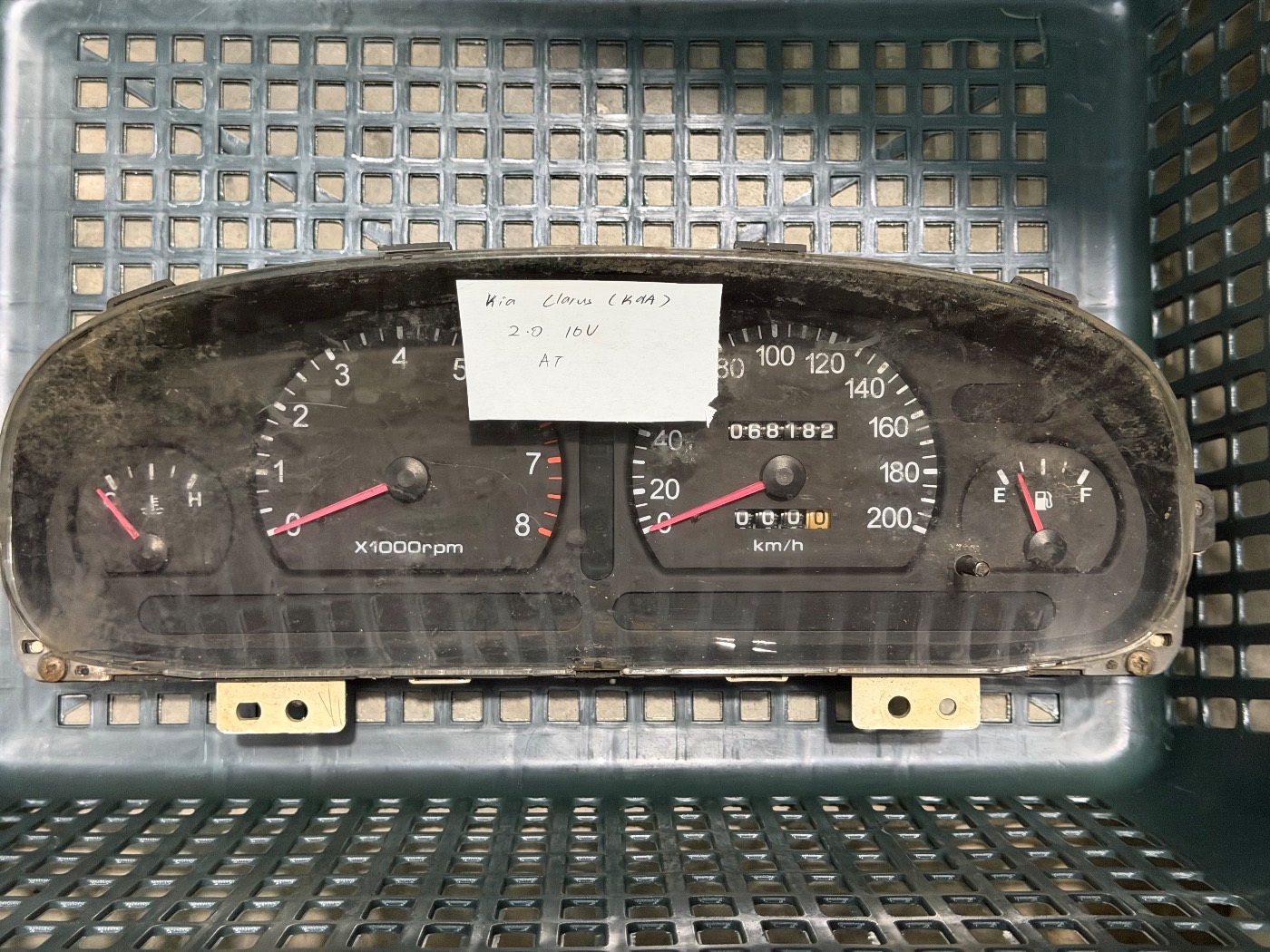 Meter cluster Kia Clarus (K9A) 2.0 16V AT